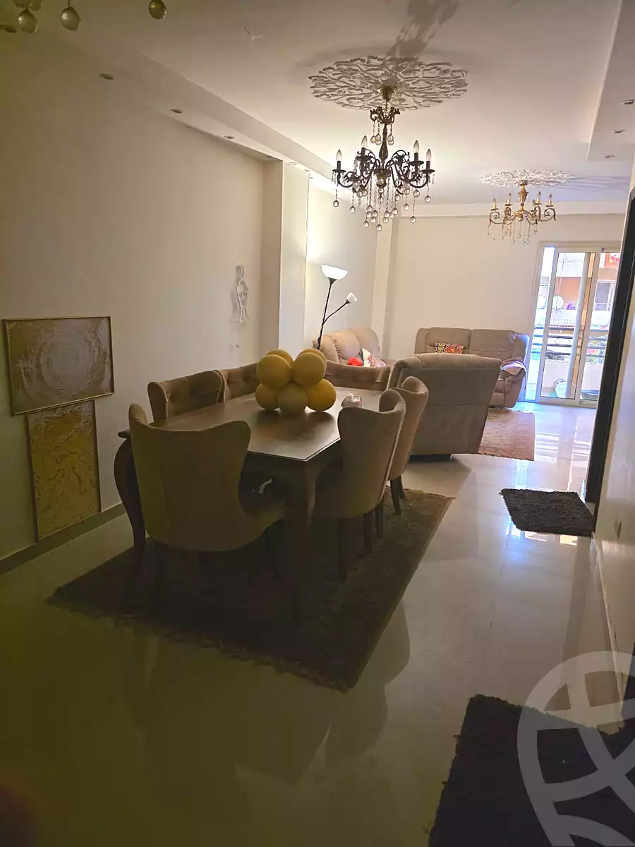 https://aqarmap.com.eg/ar/listing/7244130-for-sale-cairo-6th-of-october-el-ahyaa-neighborhood-2nd-divided-from-al-kafrawei-st