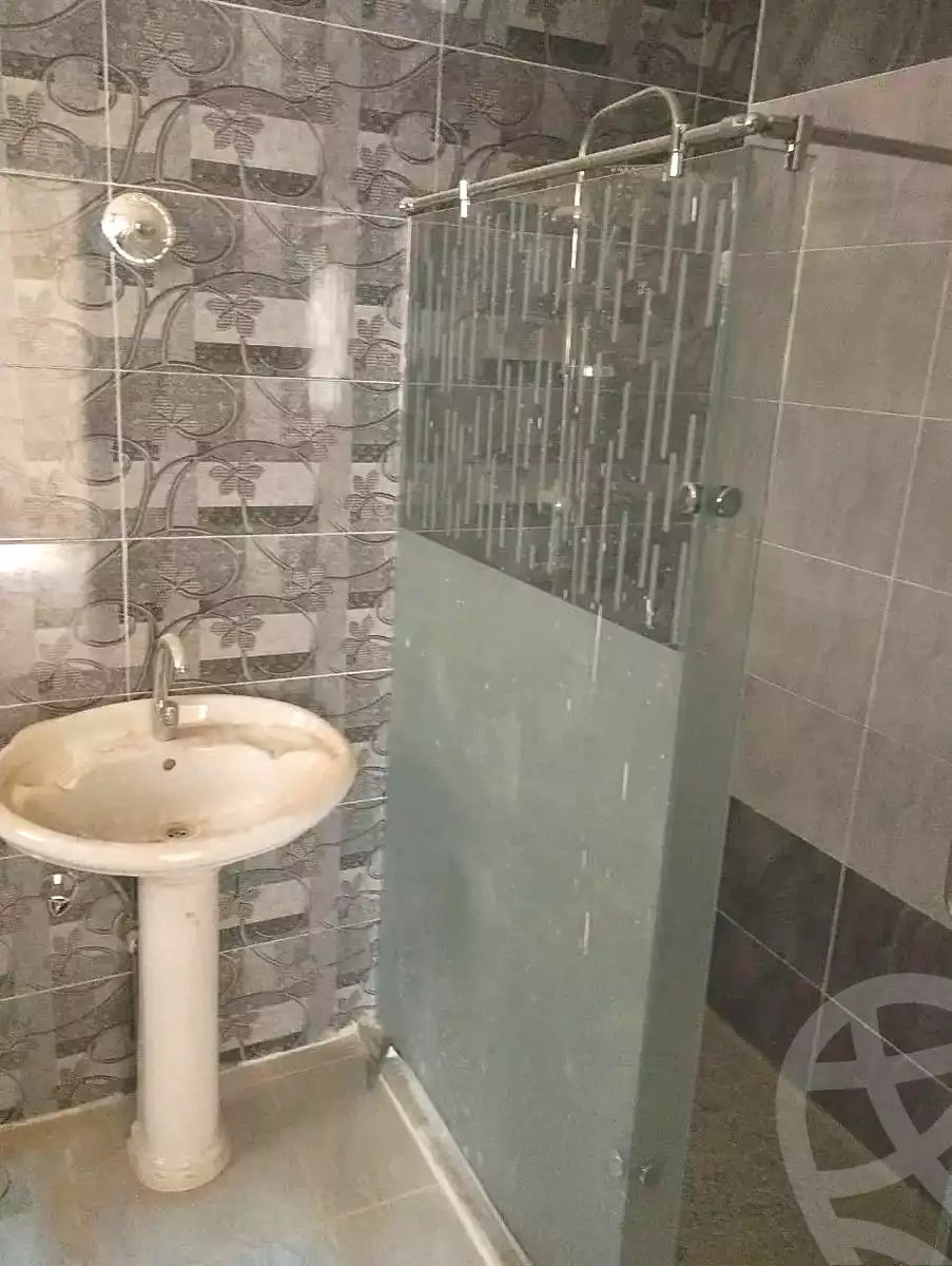 https://aqarmap.com.eg/en/listing/7244540-for-sale-asyut-asyut-city-nyoum-aywt-bwrtw-sywt-arab-development