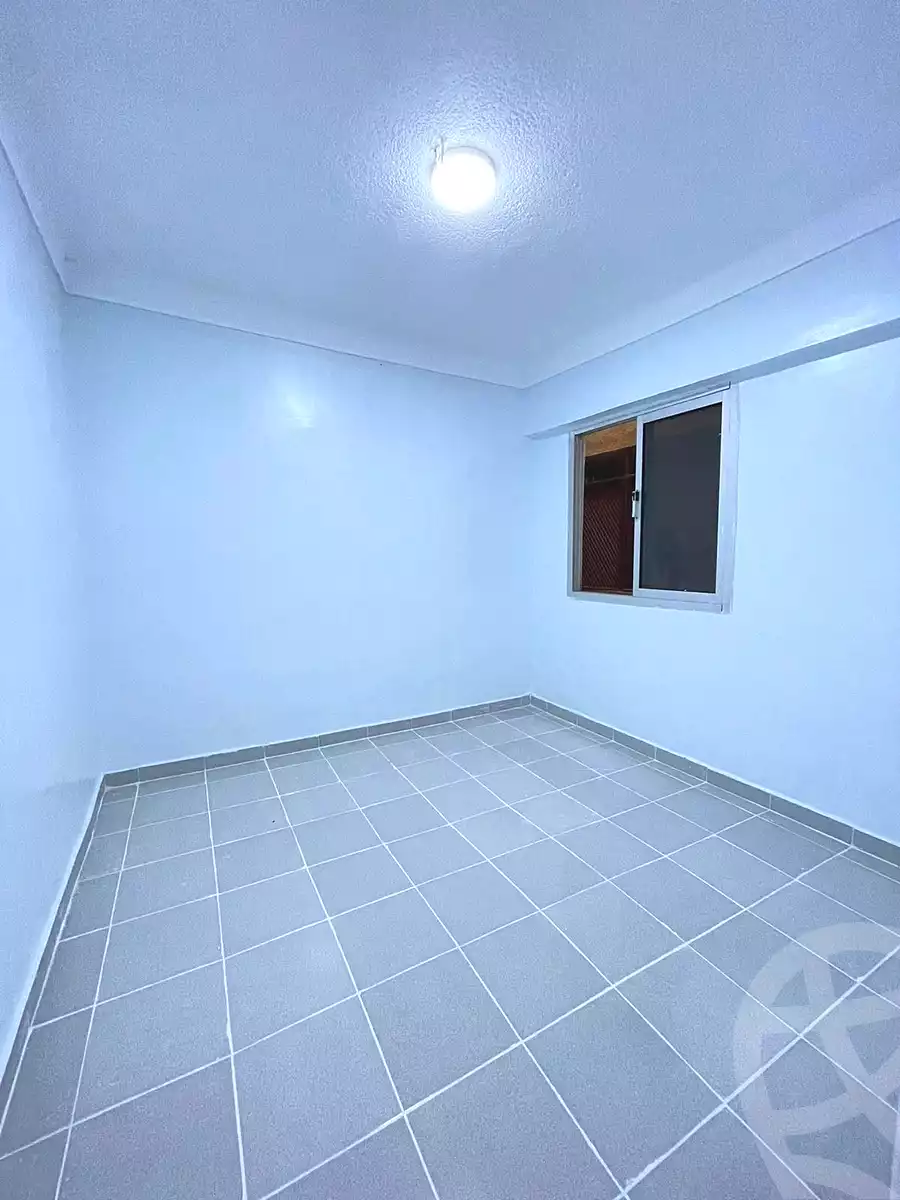 https://aqarmap.com.eg/ar/listing/7244813-for-sale-alexandria-al-agamy-shataa-el-nakheel