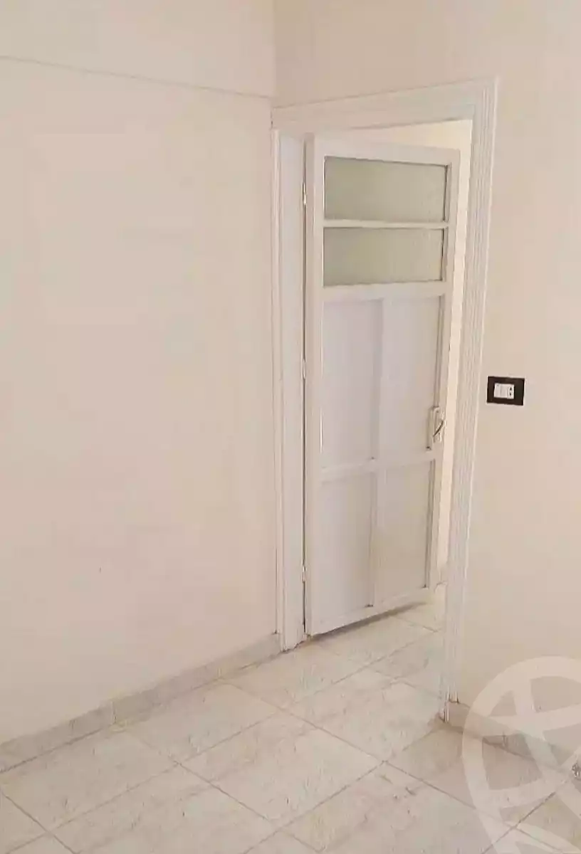 https://aqarmap.com.eg/ar/listing/7244919-for-rent-alexandria-el-mandara-shr-mlk-hfny