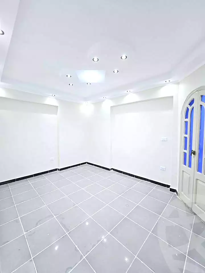 https://aqarmap.com.eg/ar/listing/7245086-for-sale-alexandria-al-agamy-shataa-el-nakheel