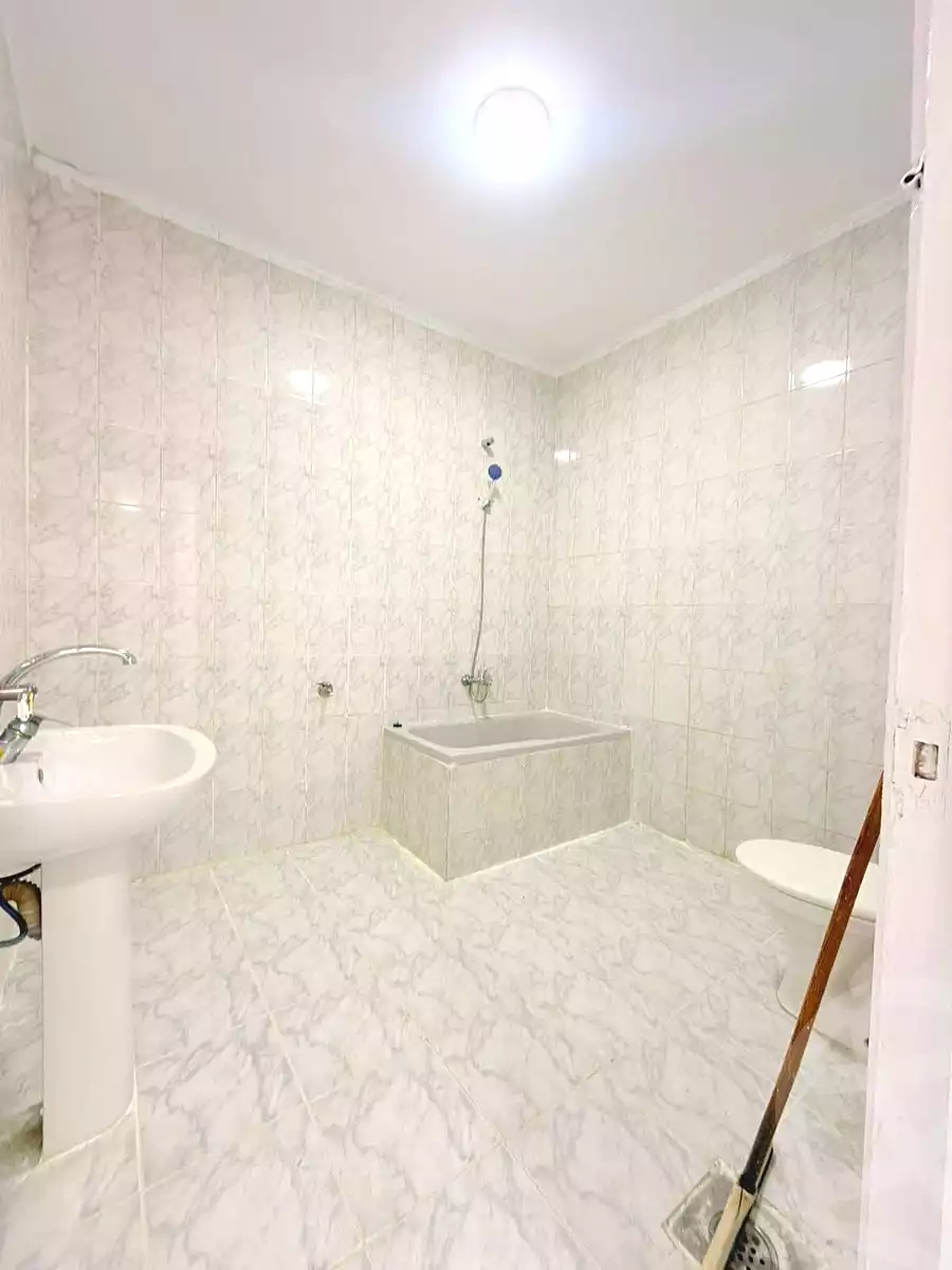 https://aqarmap.com.eg/en/listing/7245113-for-sale-alexandria-al-agamy-shataa-el-nakheel