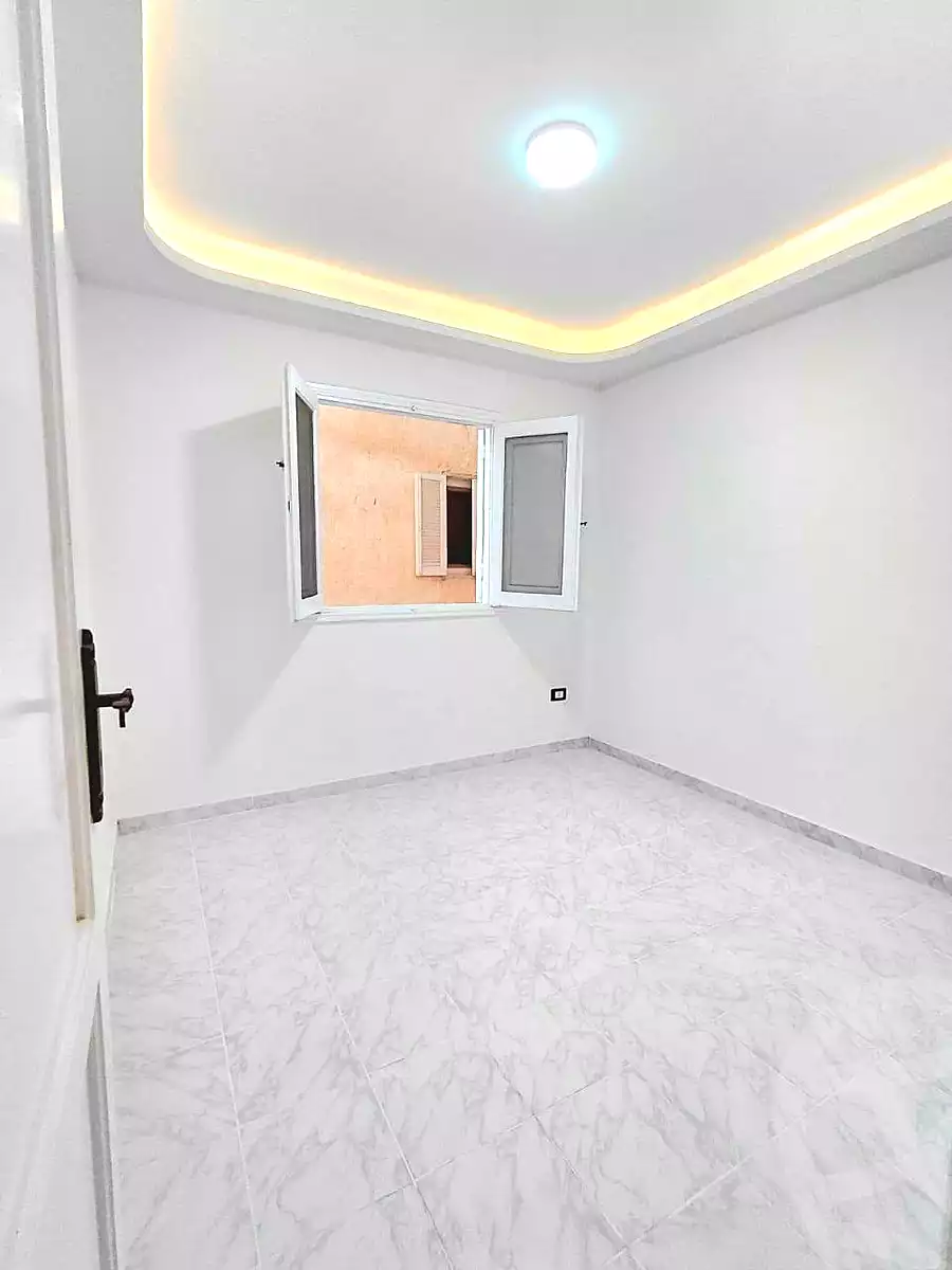 https://aqarmap.com.eg/en/listing/7245376-for-sale-alexandria-al-agamy-shataa-el-nakheel