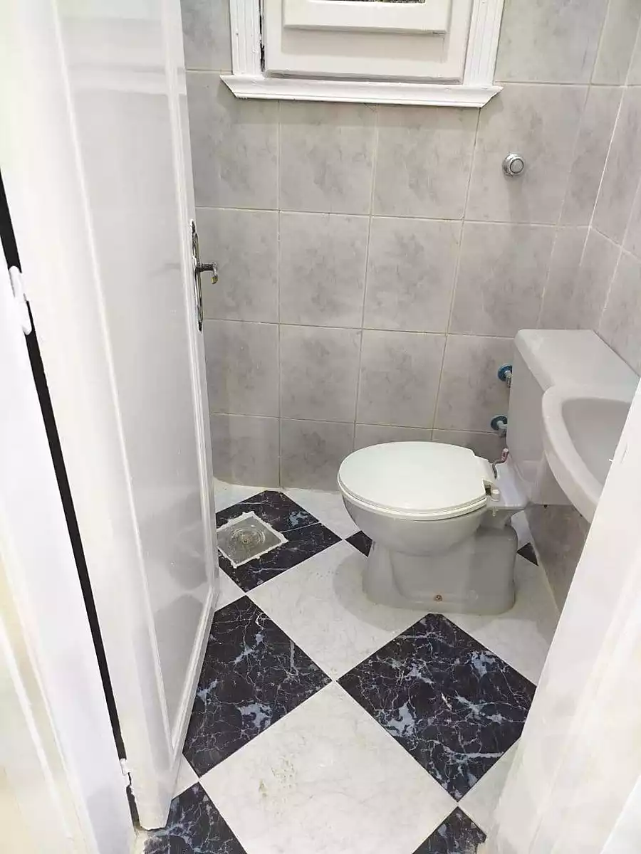 https://aqarmap.com.eg/ar/listing/7245404-for-sale-alexandria-al-agamy-shataa-el-nakheel