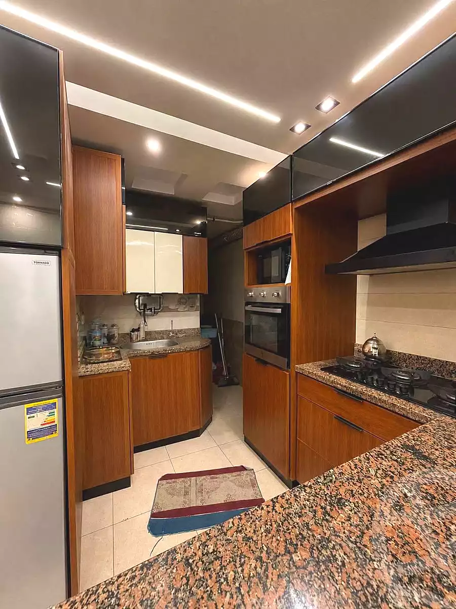 https://aqarmap.com.eg/ar/listing/7245579-for-sale-alexandria-al-agamy-lbytsh-bianchiii-el-arbaeen-st