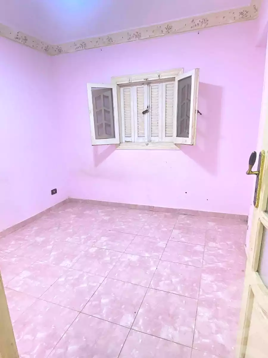 https://aqarmap.com.eg/en/listing/7245592-for-sale-alexandria-al-agamy-el-hanouvel-el-salam-st