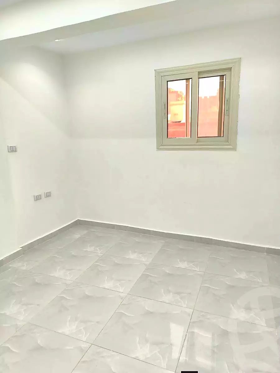 https://aqarmap.com.eg/ar/listing/7246011-for-sale-alexandria-al-agamy-lbytsh-bianchiii