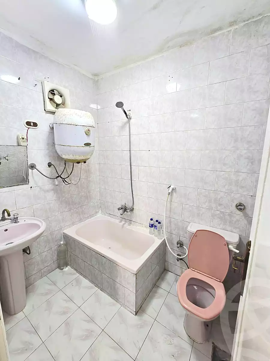https://aqarmap.com.eg/ar/listing/7246425-for-sale-alexandria-al-agamy
