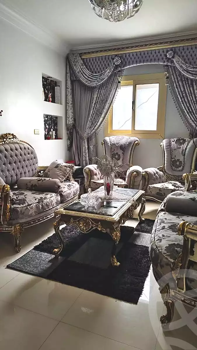 https://aqarmap.com.eg/ar/listing/7246419-for-sale-alexandria-miami-al-mostaged-st