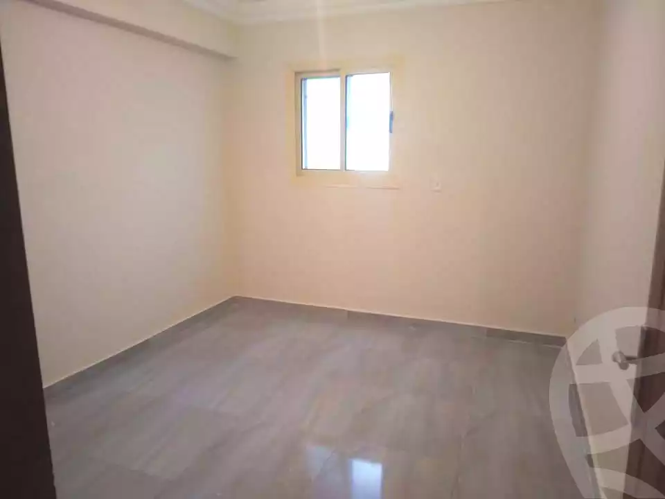 https://aqarmap.com.eg/ar/listing/7246575-for-rent-alexandria-el-asafra-shr-45