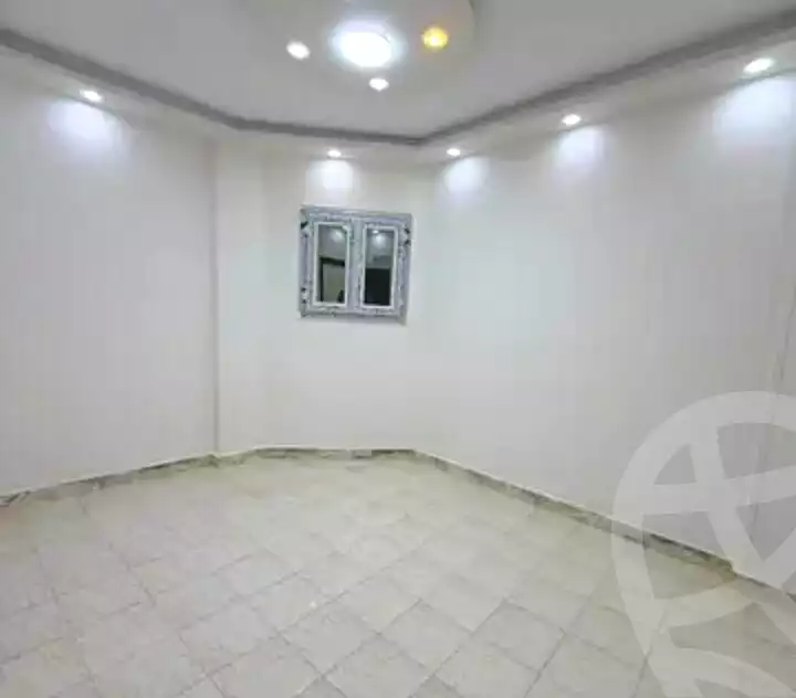 https://aqarmap.com.eg/ar/listing/7246744-for-sale-alexandria-miami-khld-bn-lwlyd