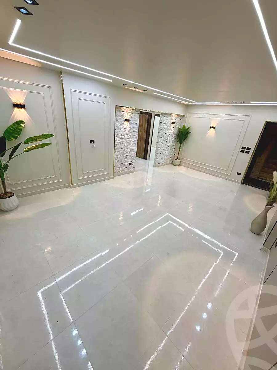 https://aqarmap.com.eg/ar/listing/7246850-for-sale-alexandria-miami-mahmoud-el-isawy-st