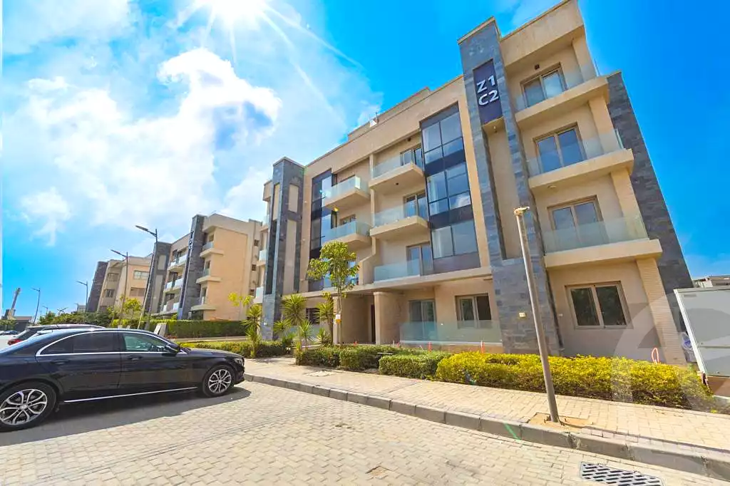 https://aqarmap.com.eg/ar/listing/7247079-for-sale-cairo-new-cairo-compounds-galleria-moon-valley-compound-arabia