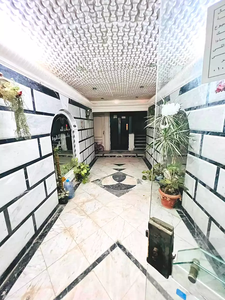 https://aqarmap.com.eg/en/listing/7247238-for-sale-alexandria-al-agamy-shataa-el-nakheel