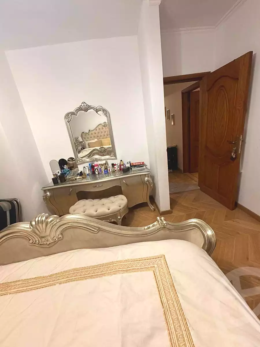 https://aqarmap.com.eg/ar/listing/7247271-for-sale-cairo-el-sheikh-zayed-city-mntq-fr-y-bmdyn-lshykh-zyd