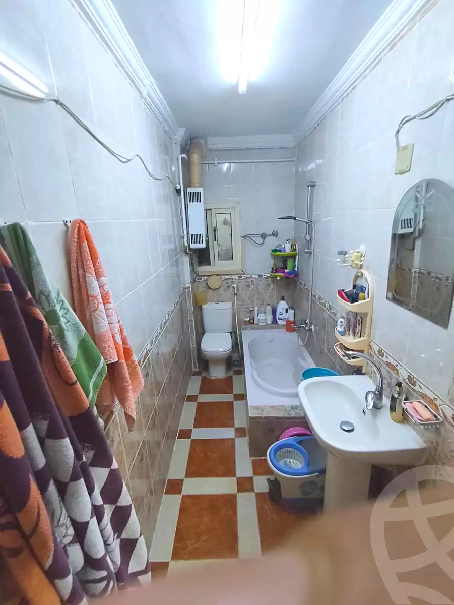 https://aqarmap.com.eg/ar/listing/7247278-for-sale-cairo-6th-of-october-el-ahyaa-neighborhood-10th