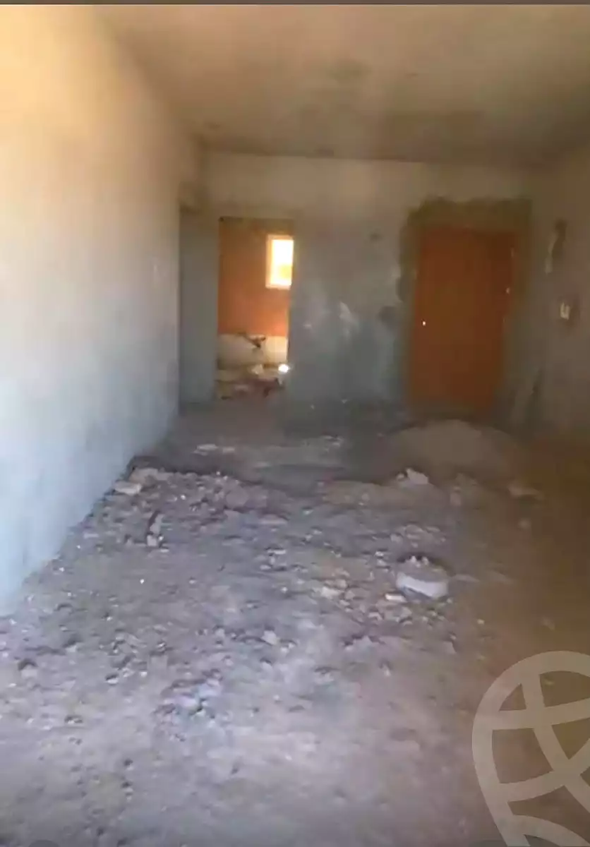https://aqarmap.com.eg/en/listing/7247308-for-sale-cairo-el-sheikh-zayed-city-compounds-el-khamayel