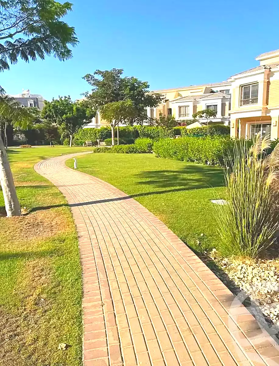 https://aqarmap.com.eg/en/listing/7247346-for-sale-cairo-new-cairo-compounds-hyde-park-greens-hyde-park-compound