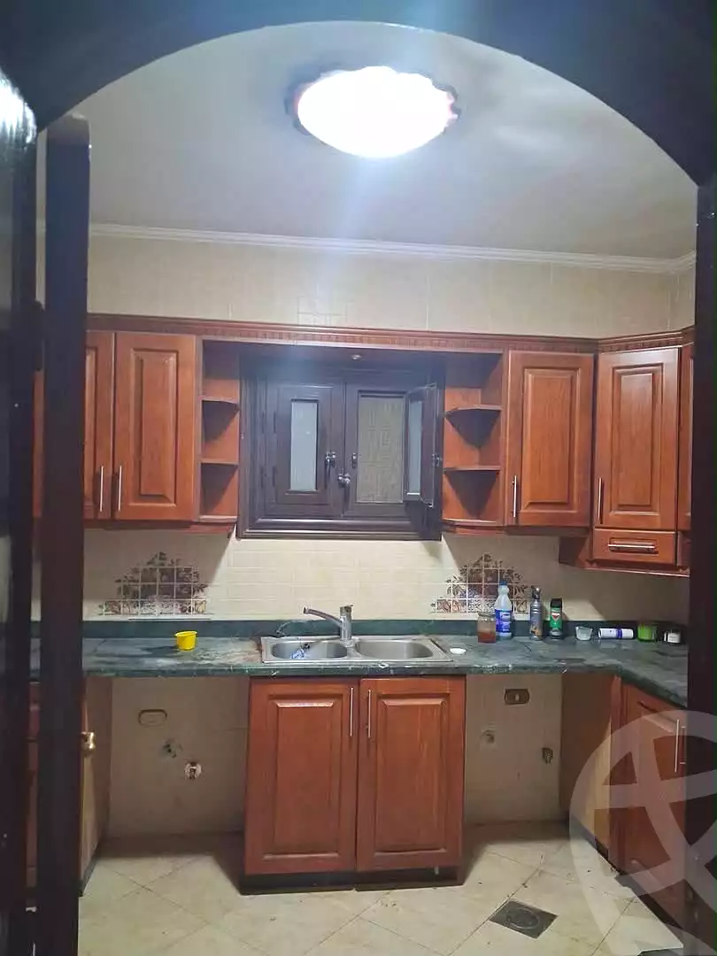 شقة بـ٤ غرف نوم في بيفرلي هيلز، صورة ٢ من ٩