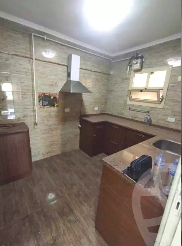 https://aqarmap.com.eg/ar/listing/7247707-for-rent-alexandria-moharram-bey