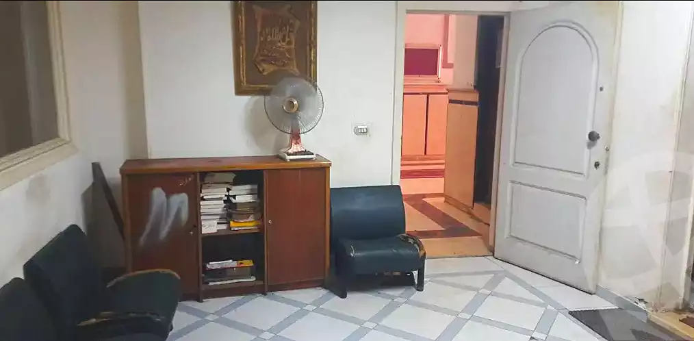 https://aqarmap.com.eg/en/listing/7246945-for-rent-alexandria-ganaklis