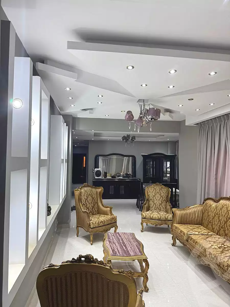 https://aqarmap.com.eg/ar/listing/7248778-for-sale-cairo-new-cairo-el-banafsg-el-banafsag-omarat-al-gabri-st