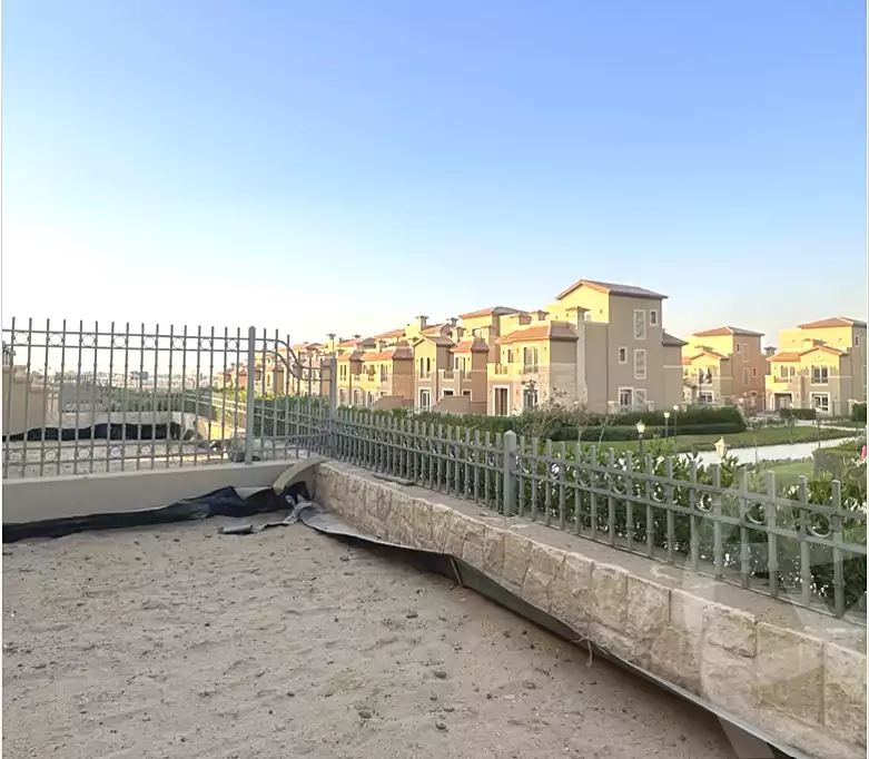 https://aqarmap.com.eg/ar/listing/7249014-for-sale-cairo-new-administrative-capital-r4-la-vista-city