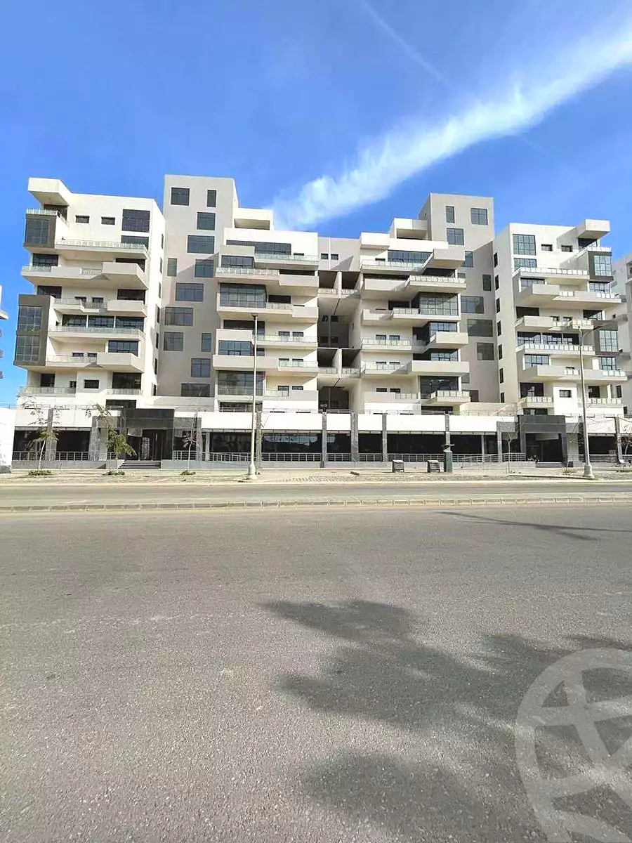 https://aqarmap.com.eg/ar/listing/7249258-for-sale-cairo-new-administrative-capital-r3-jade-park-compound-city-edge