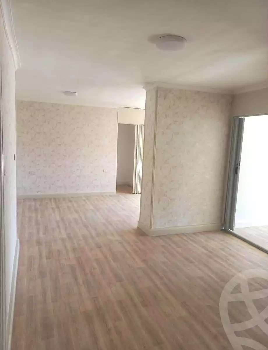 https://aqarmap.com.eg/ar/listing/7249535-for-sale-alexandria-miami-khld-bn-lwlyd