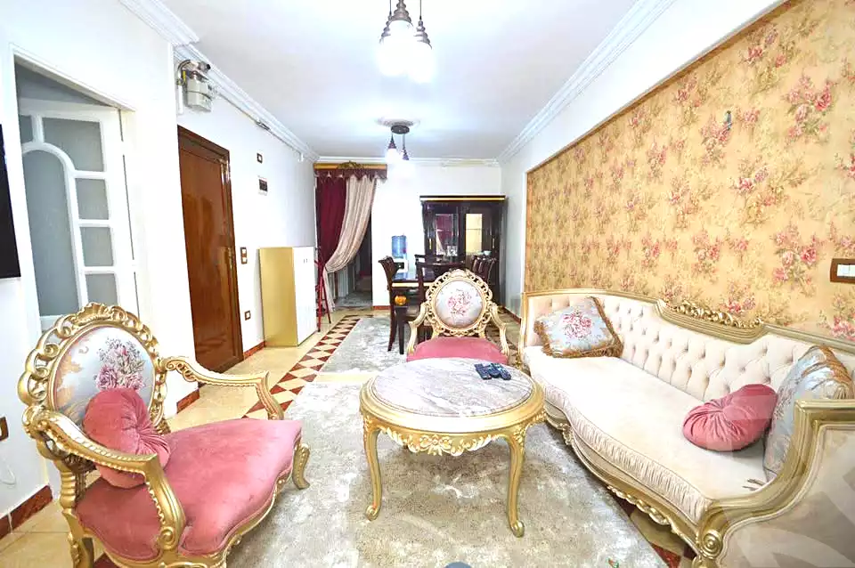 https://aqarmap.com.eg/en/listing/7250061-for-sale-alexandria-miami-shr-jml-bd-lnsr