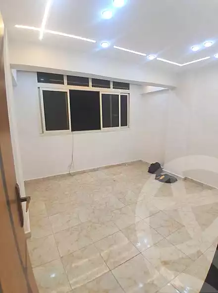 https://aqarmap.com.eg/ar/listing/7250284-for-sale-alexandria-el-asafra-shr-45