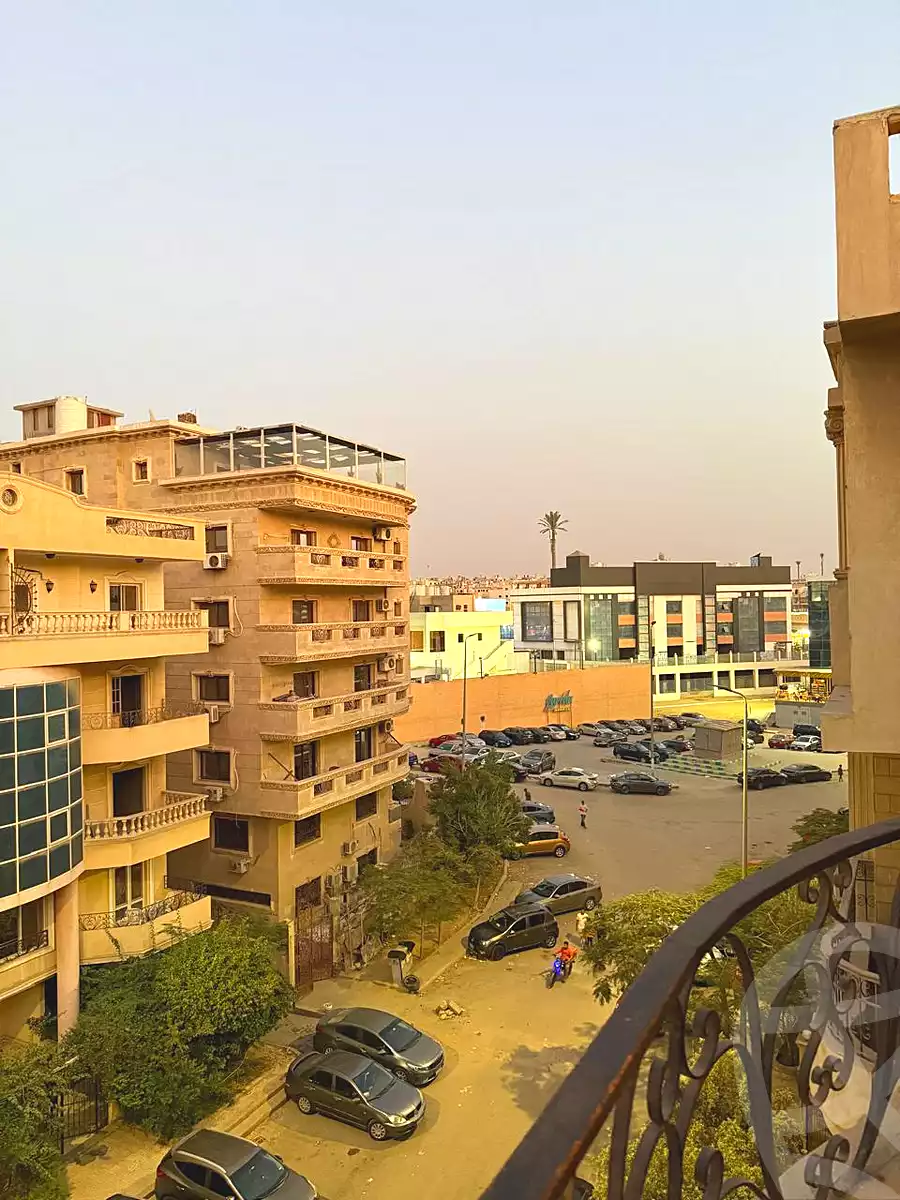 https://aqarmap.com.eg/ar/listing/7250515-for-sale-cairo-new-cairo-el-ahyaa-fifth-neighborhood-block-38