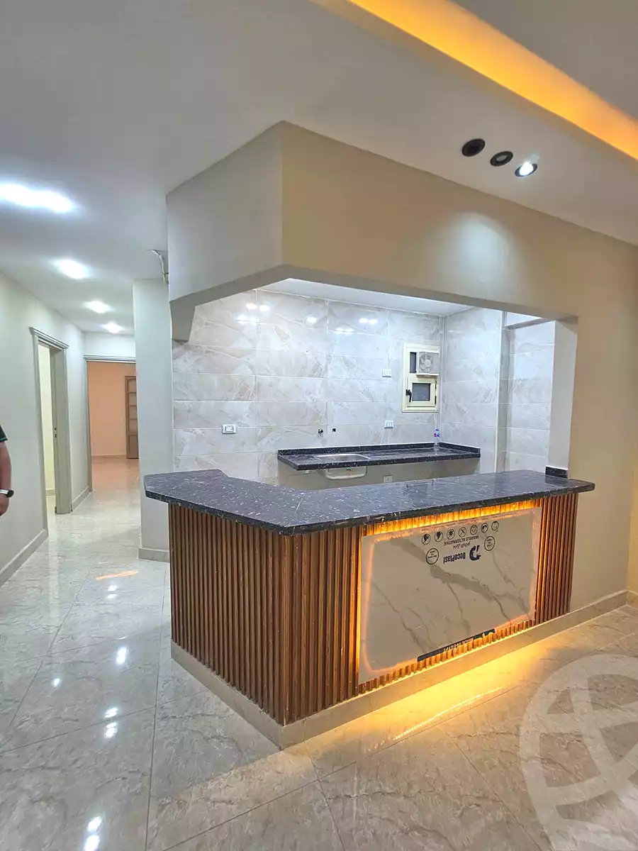https://aqarmap.com.eg/ar/listing/7250778-for-sale-alexandria-el-asafra-l-sfr-bhry