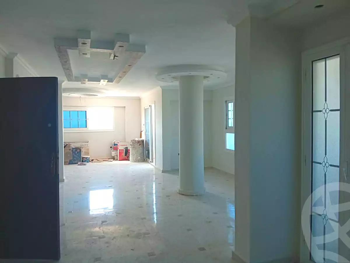 https://aqarmap.com.eg/en/listing/7250854-for-rent-alexandria-el-montazah-el-geesh