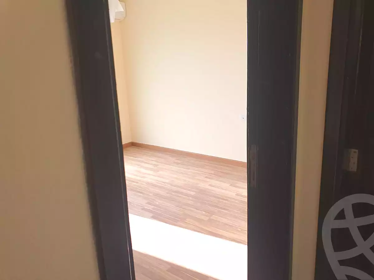 https://aqarmap.com.eg/en/listing/7250885-for-rent-cairo-el-sheikh-zayed-city-compounds-dh-drys