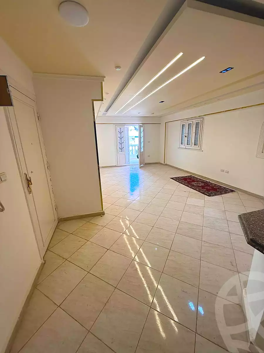 https://aqarmap.com.eg/ar/listing/7251699-for-rent-alexandria-al-agamy-shataa-el-nakheel-street-63