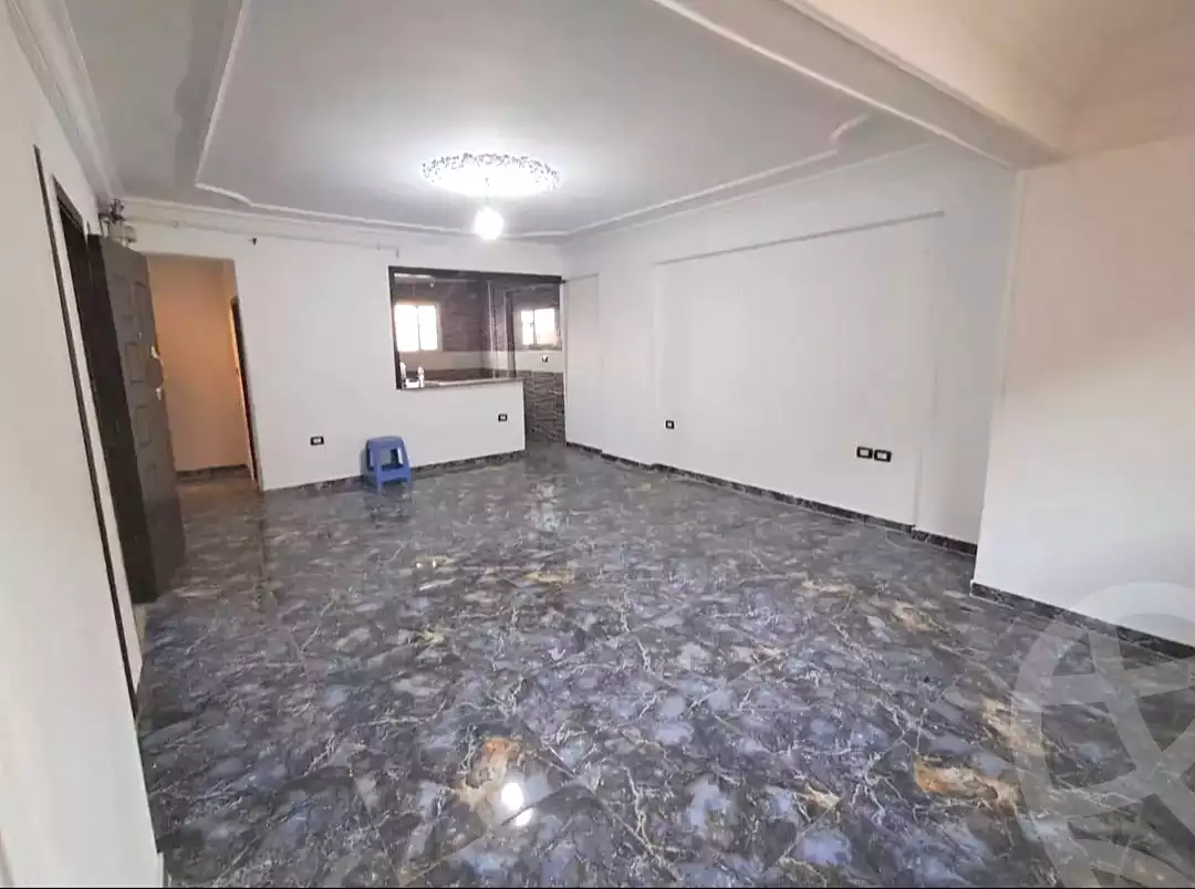 https://aqarmap.com.eg/ar/listing/7252434-for-rent-alexandria-shds