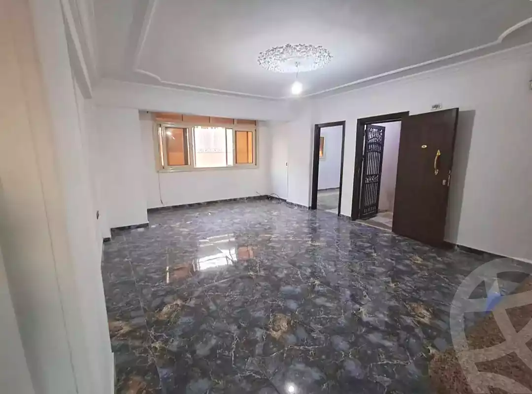 https://aqarmap.com.eg/ar/listing/7252434-for-rent-alexandria-shds