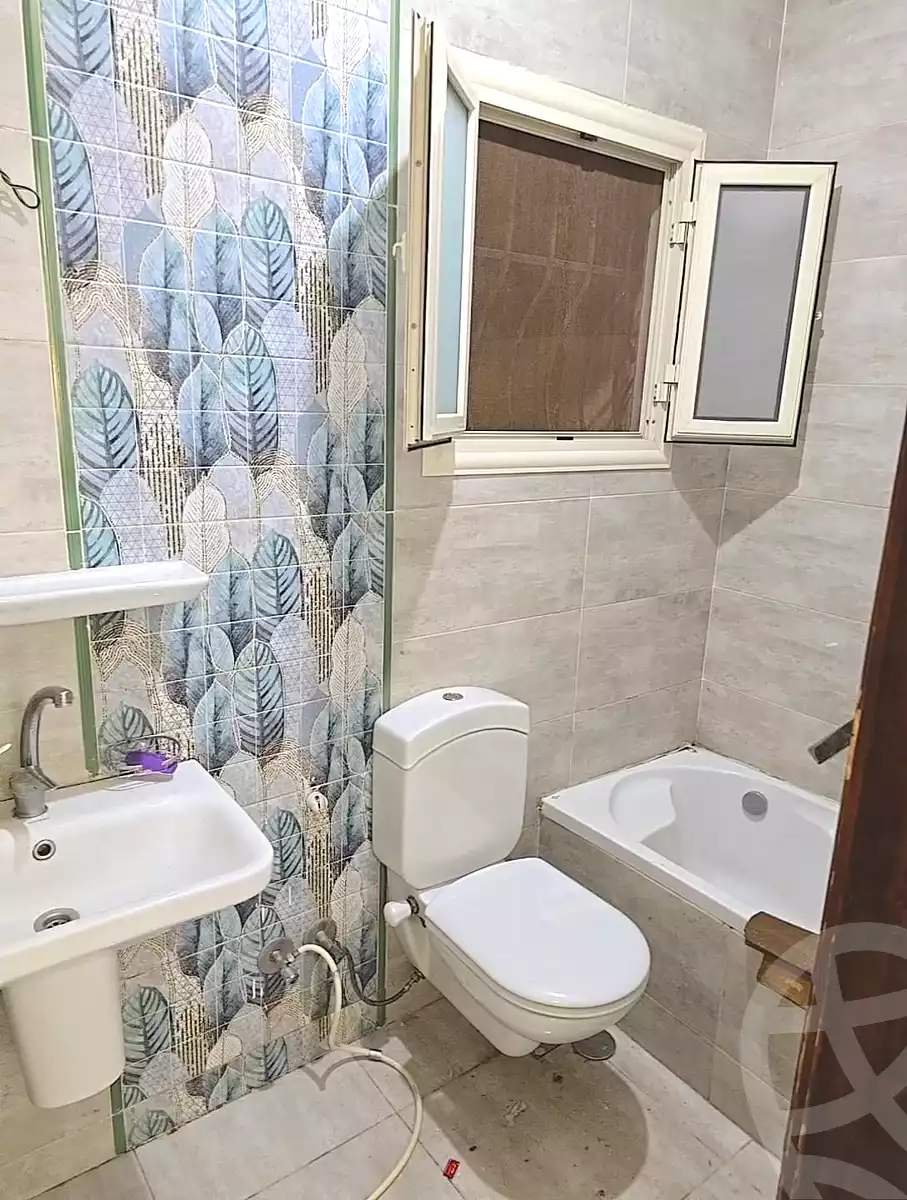 https://aqarmap.com.eg/ar/listing/7252835-for-sale-cairo-6th-of-october-el-ahyaa-neighborhood-3rd-al-hay-al-thalith-st