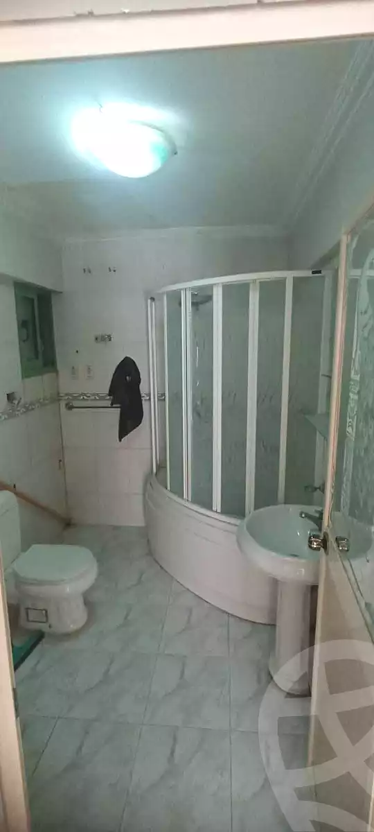 https://aqarmap.com.eg/en/listing/7145022-for-sale-alexandria-al-agamy-lbytsh-mecca-st