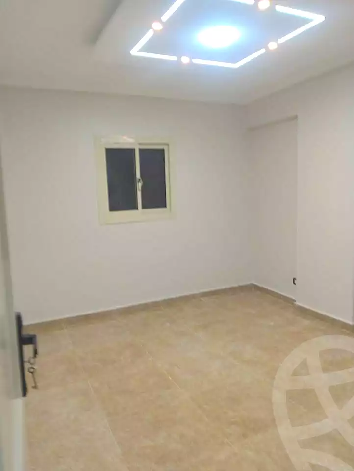 https://aqarmap.com.eg/ar/listing/7253187-for-rent-alexandria-al-agamy-el-hanouvel
