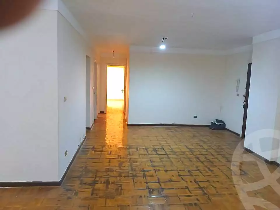 https://aqarmap.com.eg/ar/listing/7253246-for-sale-alexandria-smouha-mostafa-kamel-st