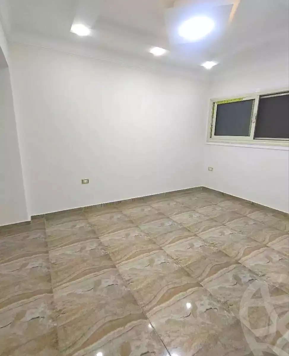 https://aqarmap.com.eg/ar/listing/7253114-for-sale-alexandria-sydy-bshr-sydy-bshr-bhry-shr-mhmwd-l-yswy