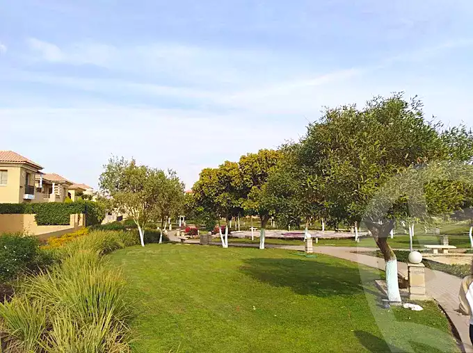 https://aqarmap.com.eg/ar/listing/7253669-for-sale-cairo-new-cairo-compounds-kmbwnd-kryk-twn-il-cazar