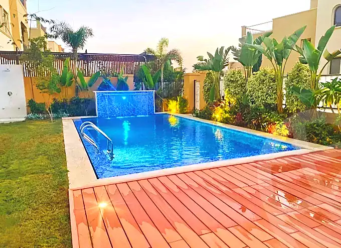 https://aqarmap.com.eg/ar/listing/7253669-for-sale-cairo-new-cairo-compounds-kmbwnd-kryk-twn-il-cazar