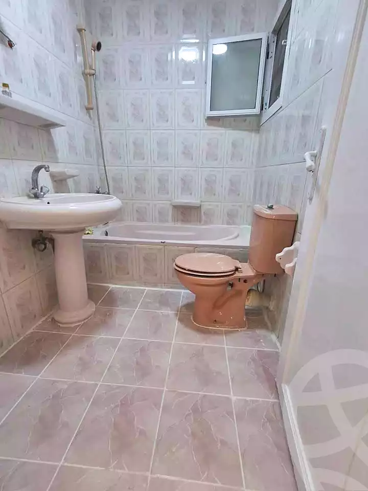 https://aqarmap.com.eg/ar/listing/7253718-for-sale-alexandria-al-agamy-shataa-el-nakheel