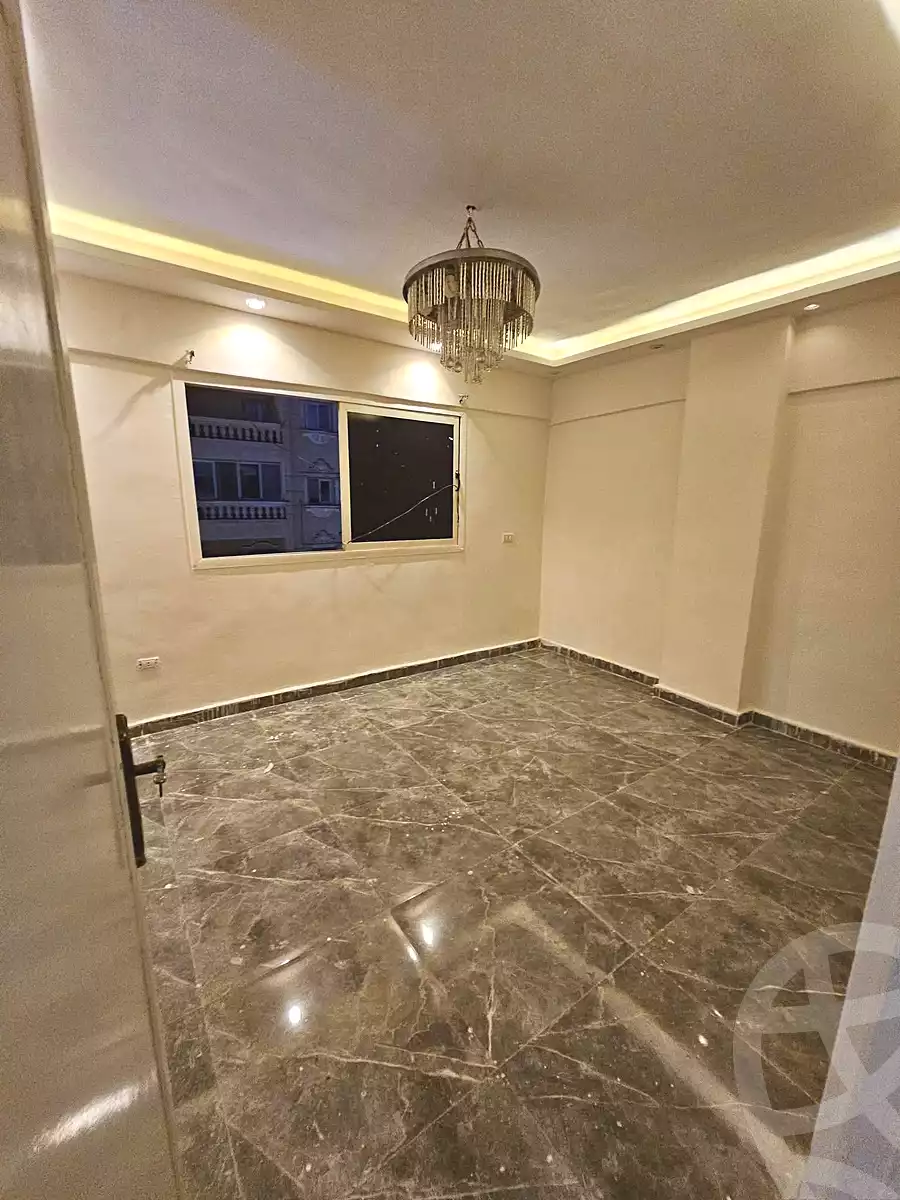 https://aqarmap.com.eg/ar/listing/7253849-for-sale-alexandria-al-agamy-el-hanouvel