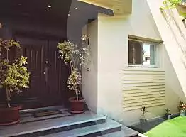 https://aqarmap.com.eg/ar/listing/7253935-for-sale-cairo-new-cairo-compounds-golden-heights-1