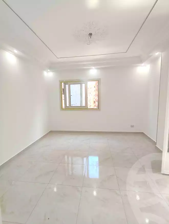 https://aqarmap.com.eg/en/listing/7254104-for-sale-alexandria-miami-shr-jml-bd-lnsr