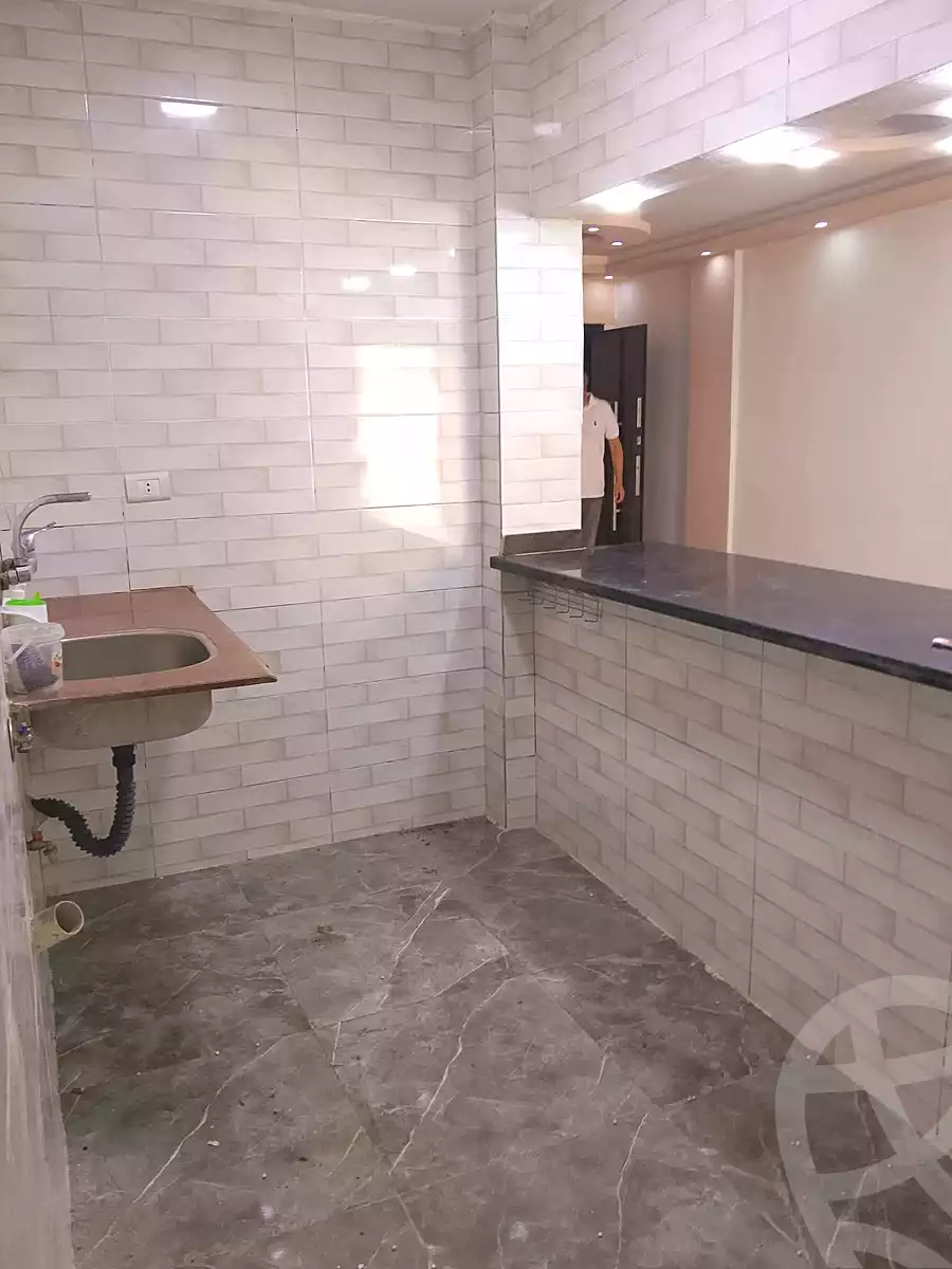 https://aqarmap.com.eg/en/listing/7254300-for-sale-alexandria-al-agamy-el-hanouvel